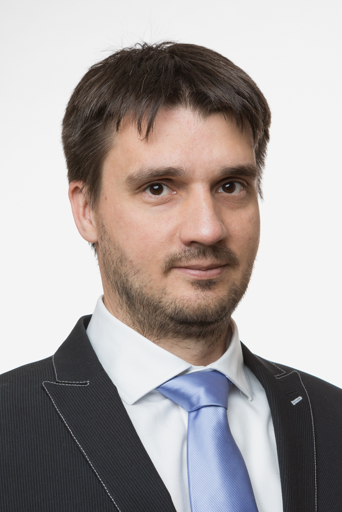 Alexander Ivan — Strategic advisory for founders and CEOs